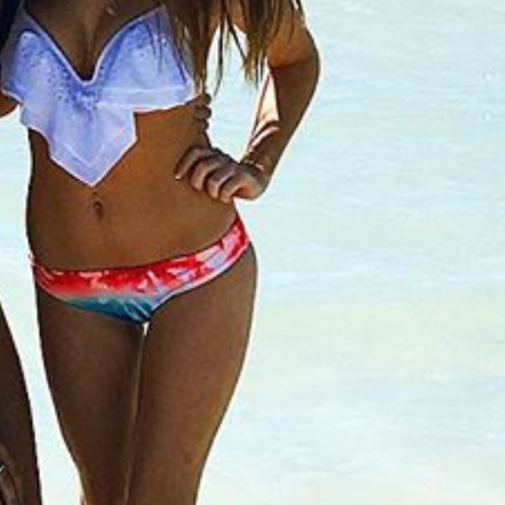 Tropical bikini 👙🌴